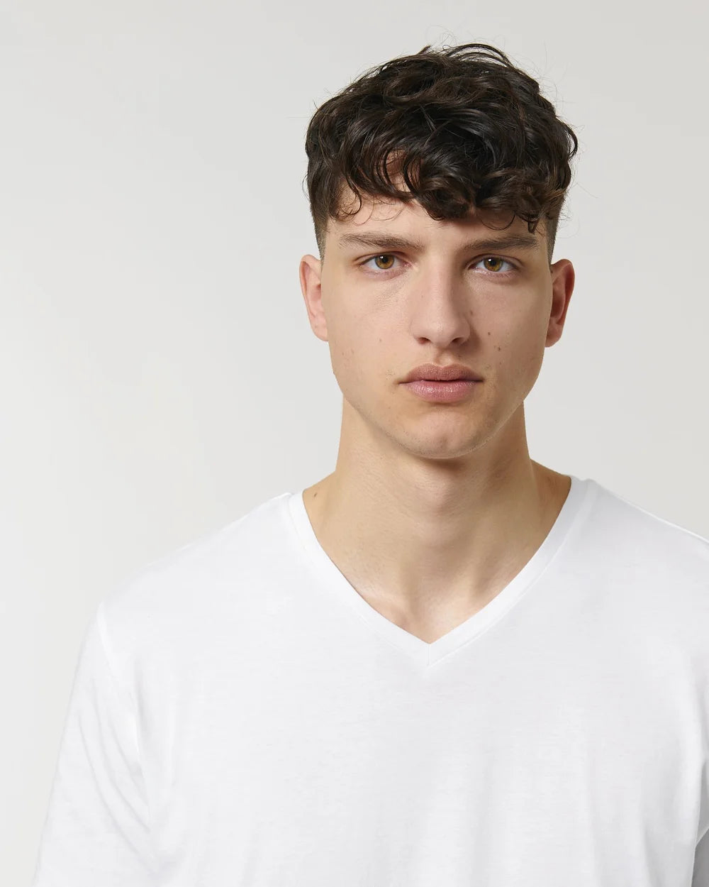 T-shirt homme col V Stanley Presenter à personnaliser