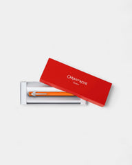 Stylo bille Caran d'Ache Plume à personnaliser