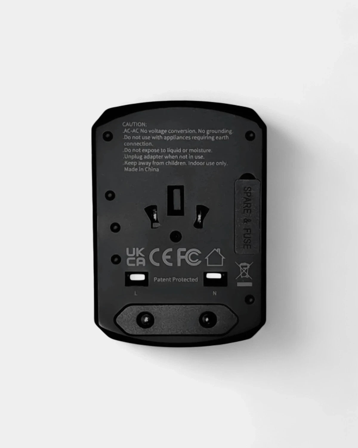 Adaptateur de voyage universel à personnaliser